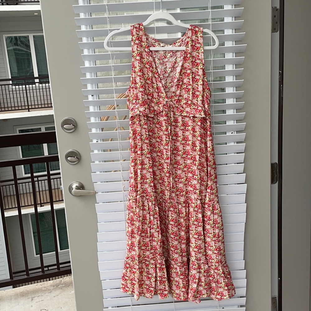 Easel Floral Dress Size L